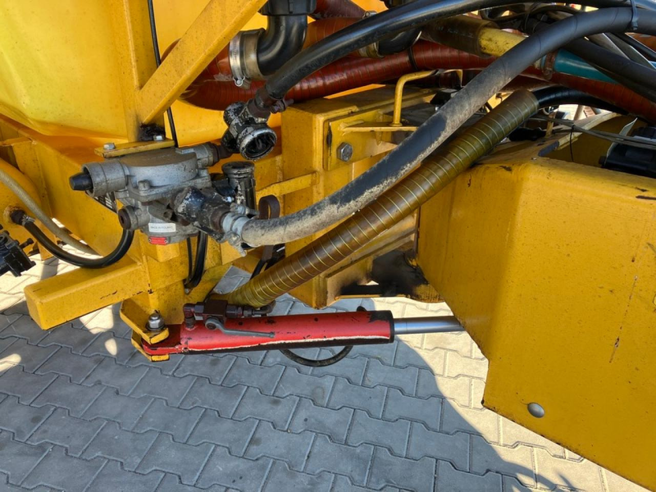 DUBEX VECTORTÜV BIS 2026 - Anhängespritze: das Bild 5 DUBEX VECTORTÜV BIS 2026 - Anhängespritze: das Bild 5