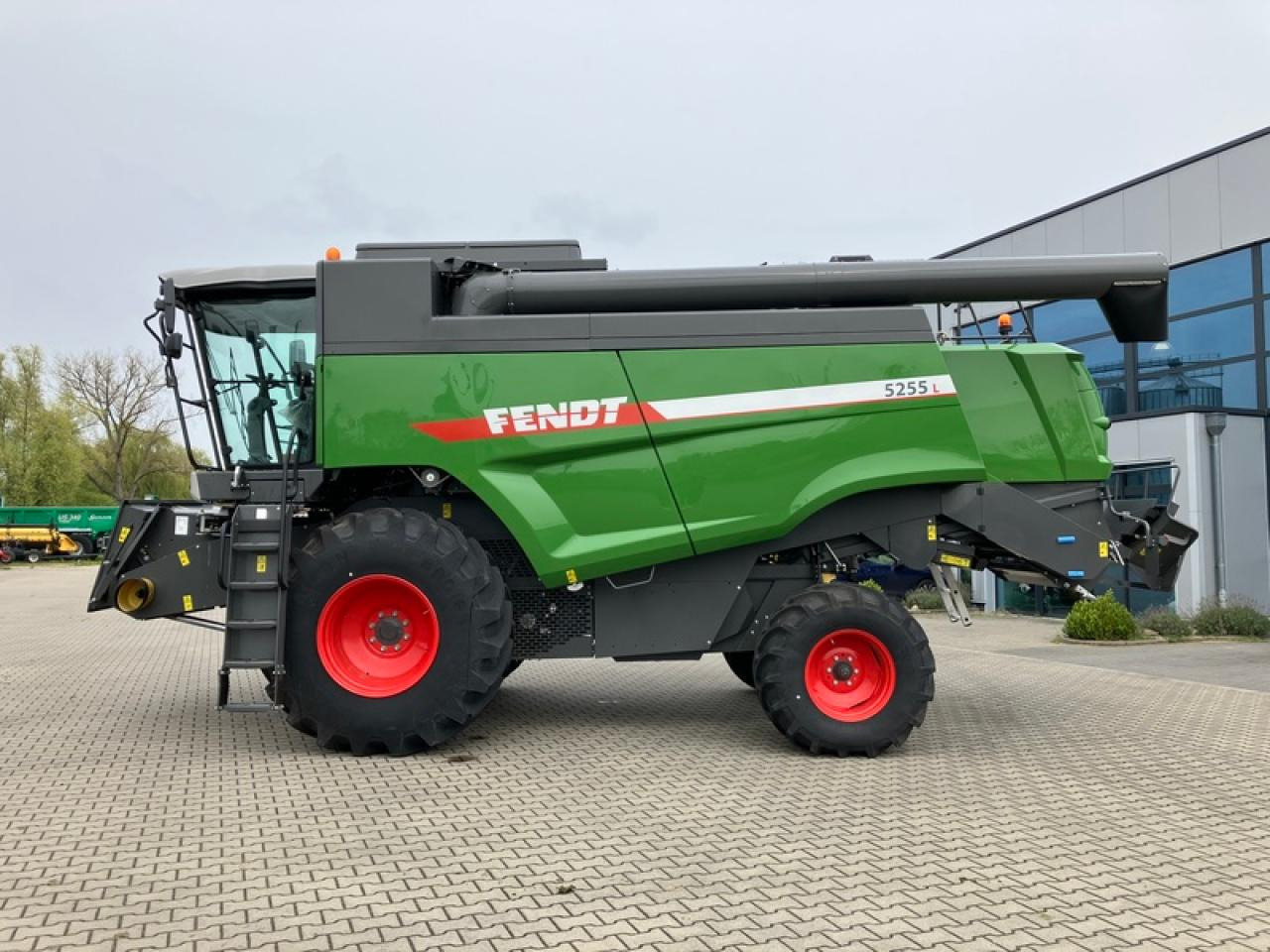 Fendt MD 5255 SCHNEIDWERK NICHT INKLUSIV - Mähdrescher: das Bild 2 Fendt MD 5255 SCHNEIDWERK NICHT INKLUSIV - Mähdrescher: das Bild 2