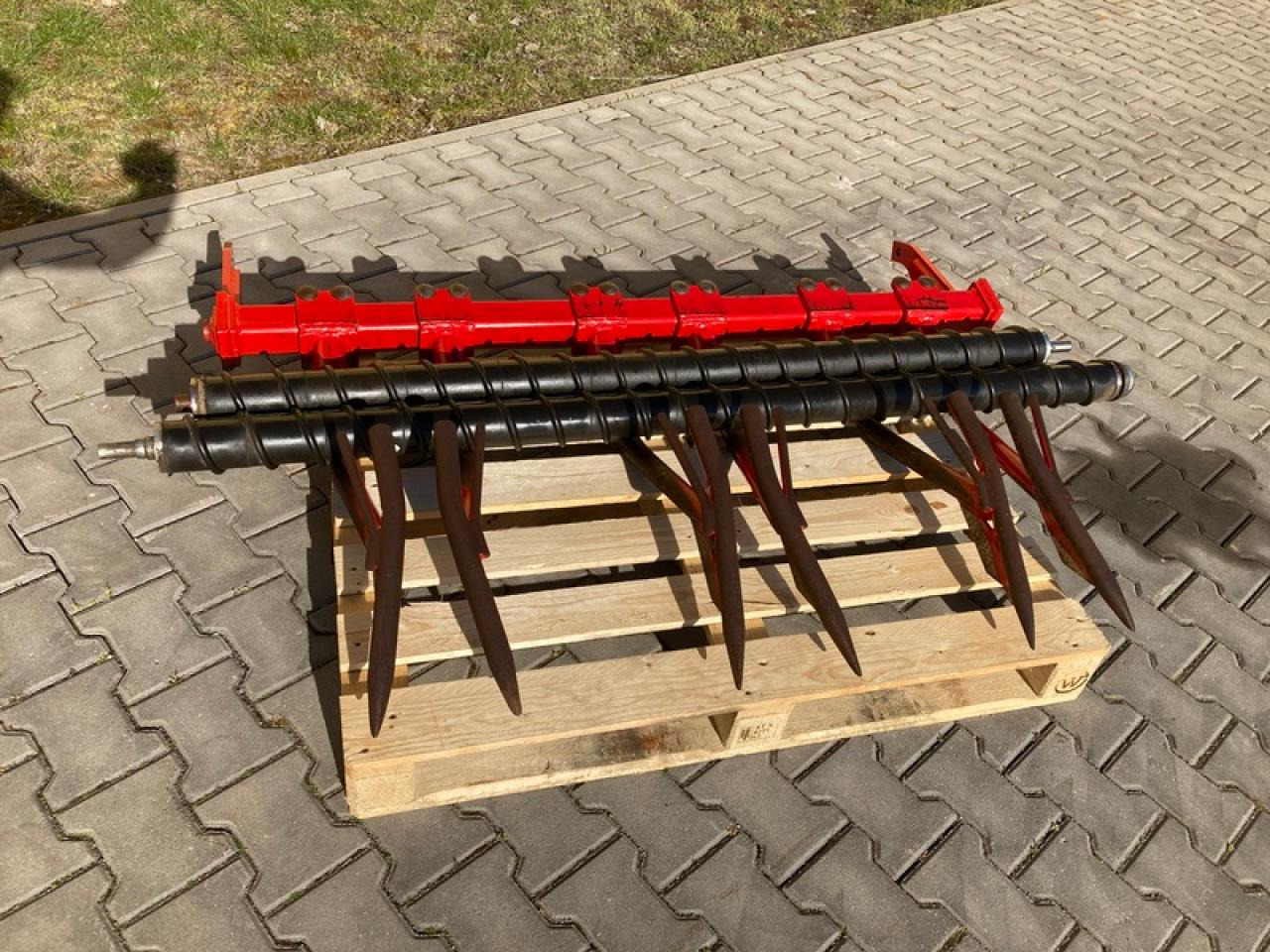 Grimme MÖHRENAUFNAHME EVO 280 - Kartoffelroder: das Bild 2 Grimme MÖHRENAUFNAHME EVO 280 - Kartoffelroder: das Bild 2