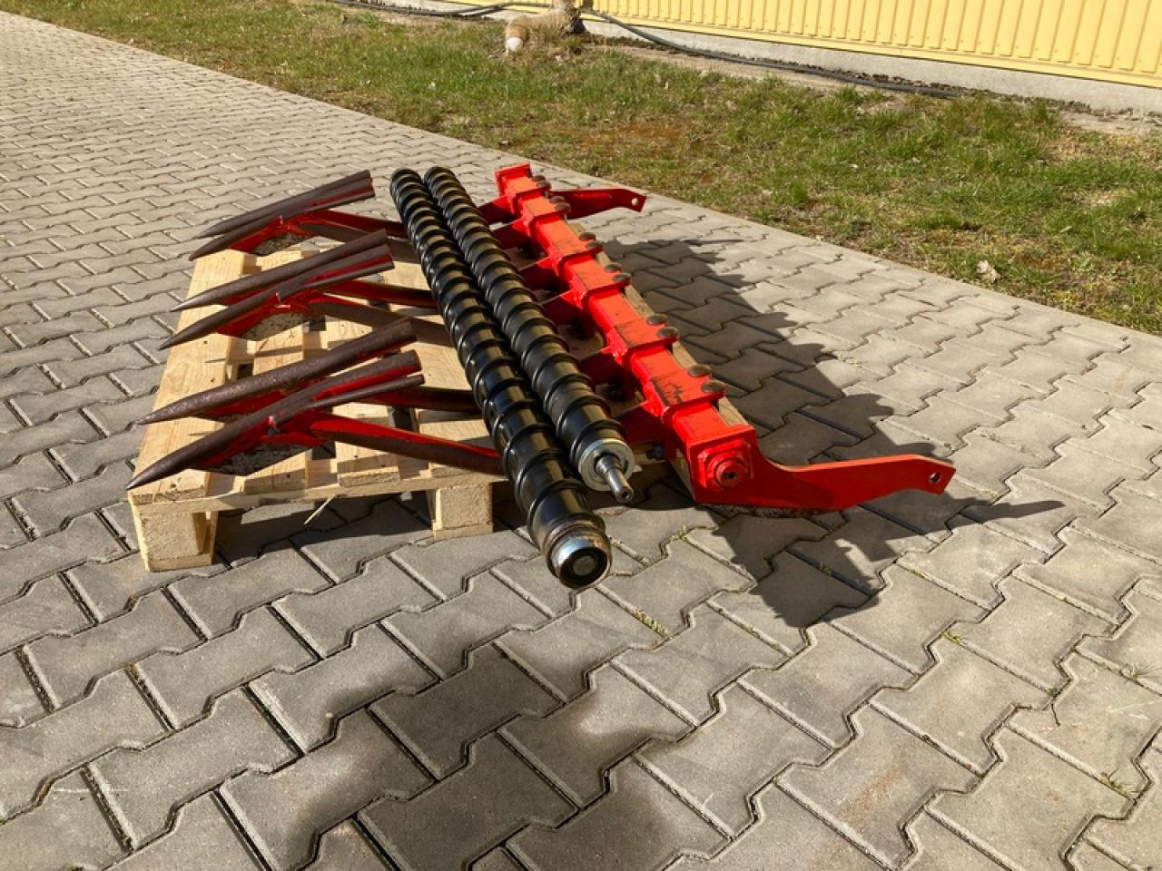 Grimme MÖHRENAUFNAHME EVO 280 - Kartoffelroder: das Bild 4 Grimme MÖHRENAUFNAHME EVO 280 - Kartoffelroder: das Bild 4