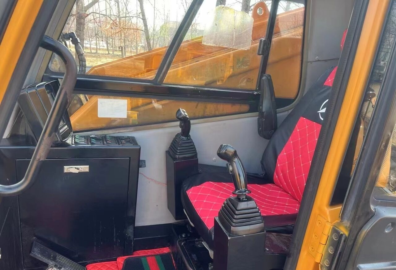 Sany STC800 - Mobilkran: das Bild 4 Sany STC800 - Mobilkran: das Bild 4