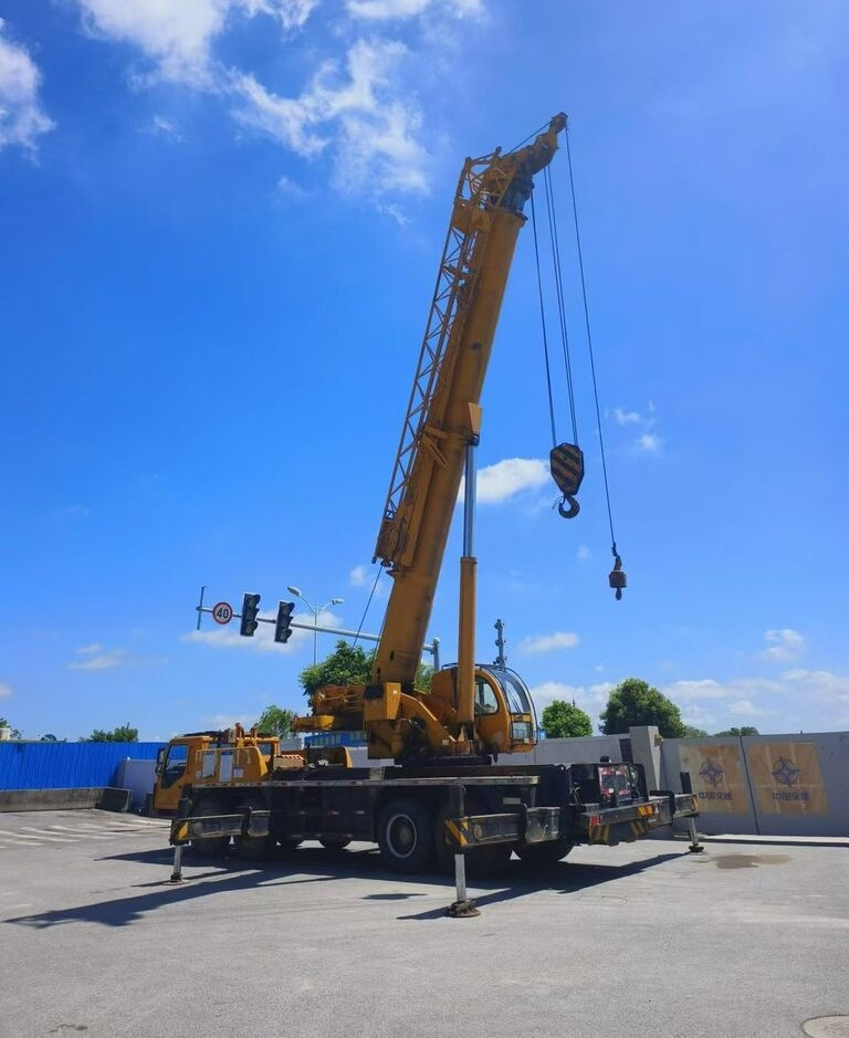 XCMG QY70KC QY70K QY70K-I QY70K-II - Mobilkran: das Bild 5 XCMG QY70KC QY70K QY70K-I QY70K-II - Mobilkran: das Bild 5