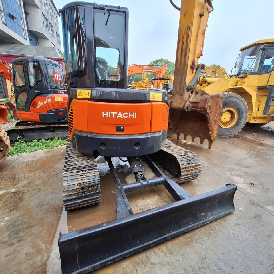 Hitachi ZX50 Excavator - Kettenbagger: das Bild 4 Hitachi ZX50 Excavator - Kettenbagger: das Bild 4