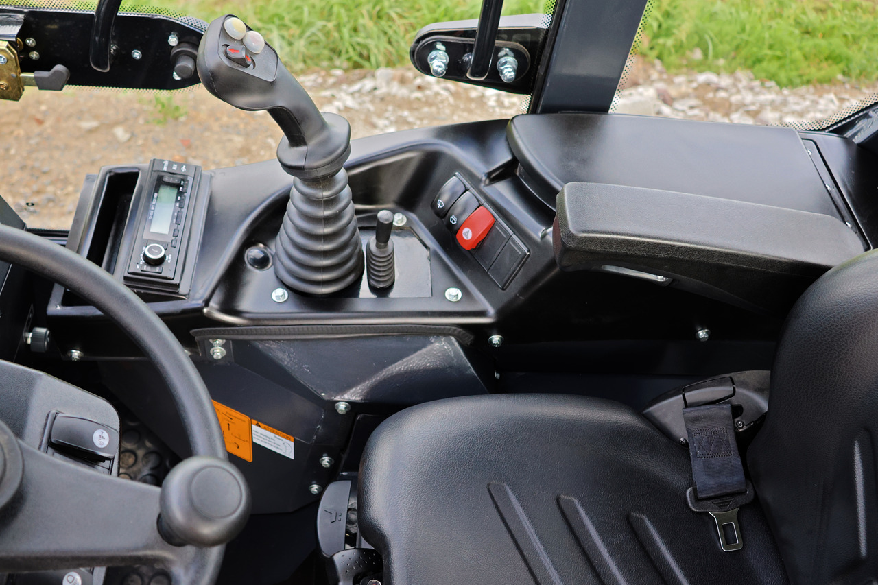 SCHMiDT 4365A - 2.5T Lift , Kubota engine - Radlader: das Bild 4 SCHMiDT 4365A - 2.5T Lift , Kubota engine - Radlader: das Bild 4