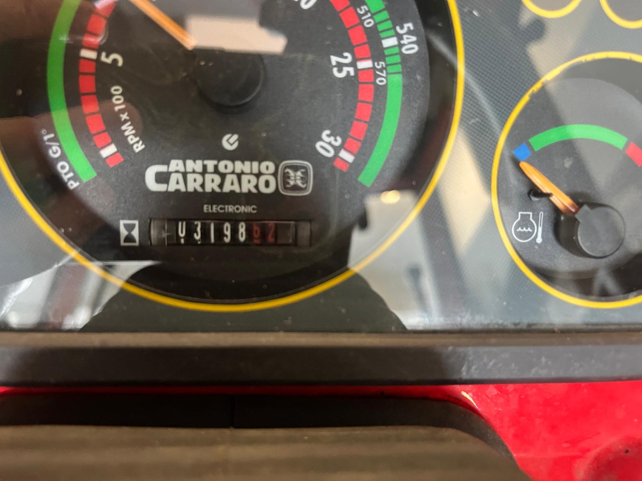 Traktor ANTONIO CARRARO SRX 9400: das Bild 9