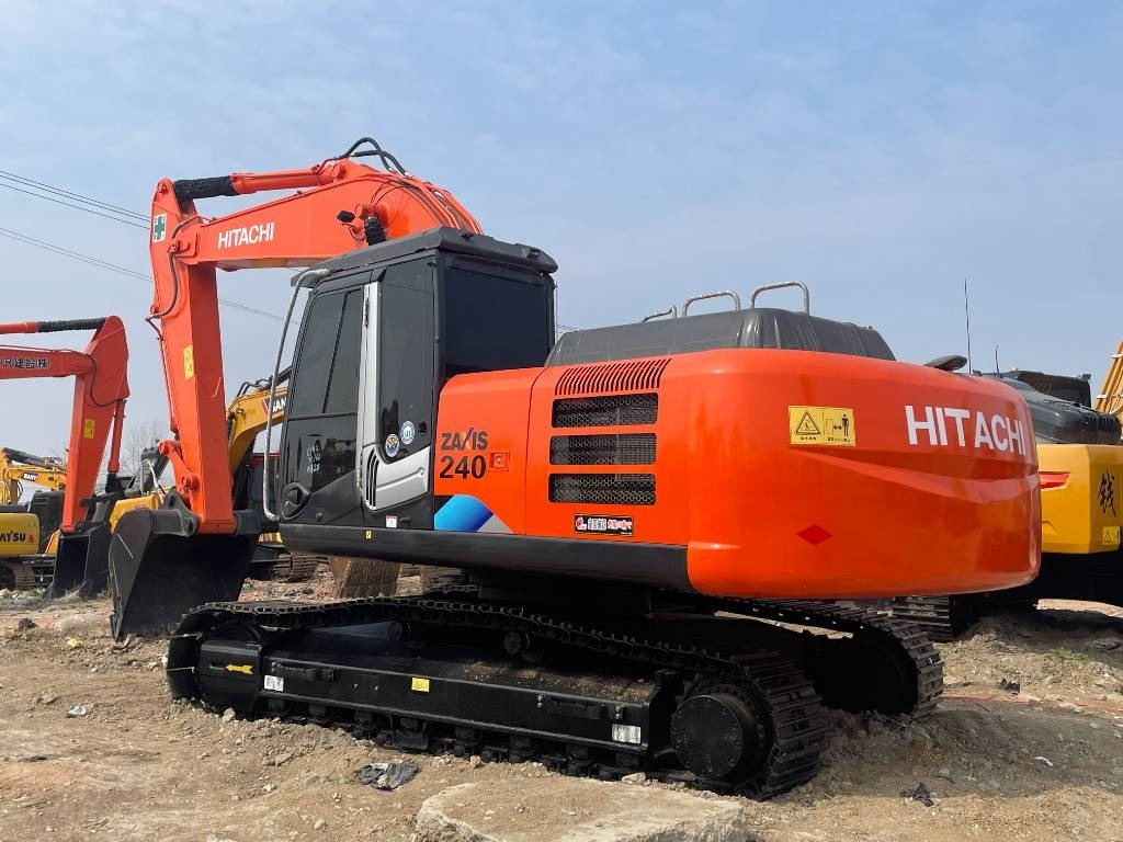 Hitachi ZX 240 - Kettenbagger: das Bild 5 Hitachi ZX 240 - Kettenbagger: das Bild 5