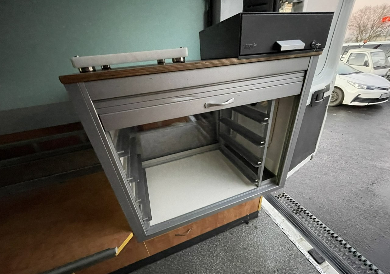 Citroen Jumper Autosklep pieczywa Gastronomiczny Food Truck Foodtruck sklep bar 201 - Verkaufsfahrzeug: das Bild 5 Citroen Jumper Autosklep pieczywa Gastronomiczny Food Truck Foodtruck sklep bar 201 - Verkaufsfahrzeug: das Bild 5