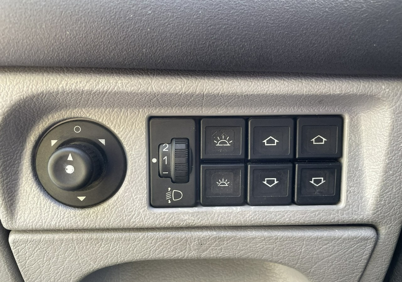 PKW Citroen Xsara Picasso Citroen Xsara Picasso 1.6HDI-110KM Klima tempomat 2006: das Bild 10 PKW Citroen Xsara Picasso Citroen Xsara Picasso 1.6HDI-110KM Klima tempomat 2006: das Bild 10