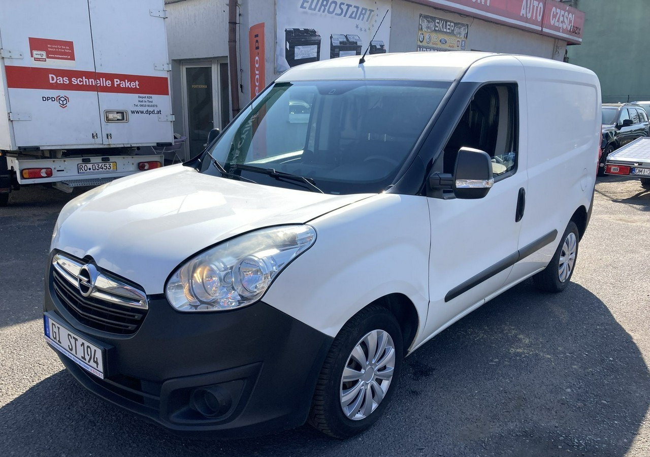 Fiat Doblo Fiat Doblo 1,3 jtd ECO Flex chłodnia do leków 2013 - Kastenwagen: das Bild 4 Fiat Doblo Fiat Doblo 1,3 jtd ECO Flex chłodnia do leków 2013 - Kastenwagen: das Bild 4