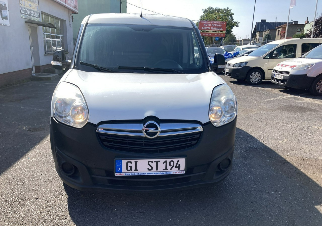 Kastenwagen Fiat Doblo Fiat Doblo 1,3 jtd ECO Flex chłodnia do leków 2013: das Bild 14 Kastenwagen Fiat Doblo Fiat Doblo 1,3 jtd ECO Flex chłodnia do leków 2013: das Bild 14