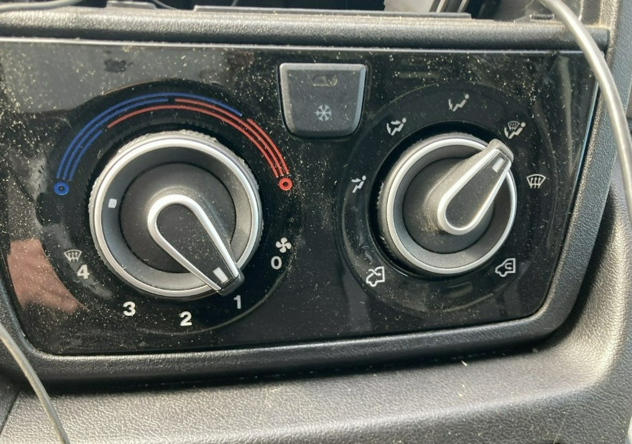 Kastenwagen Fiat Ducato Ducato 2.3 JTD-150KM Mega Max 6-biegów Klima Kamera 2017: das Bild 6 Kastenwagen Fiat Ducato Ducato 2.3 JTD-150KM Mega Max 6-biegów Klima Kamera 2017: das Bild 6