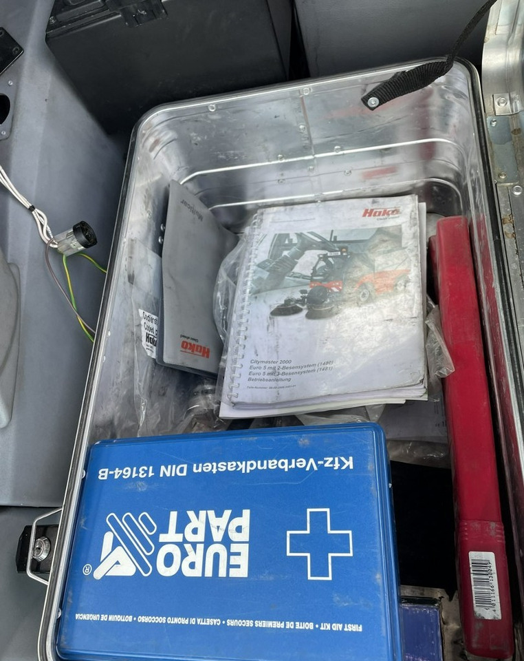 Inna Inny Hako Citymaster 2000 Zamiatarka 2016 - Kehrmaschine: das Bild 5 Inna Inny Hako Citymaster 2000 Zamiatarka 2016 - Kehrmaschine: das Bild 5