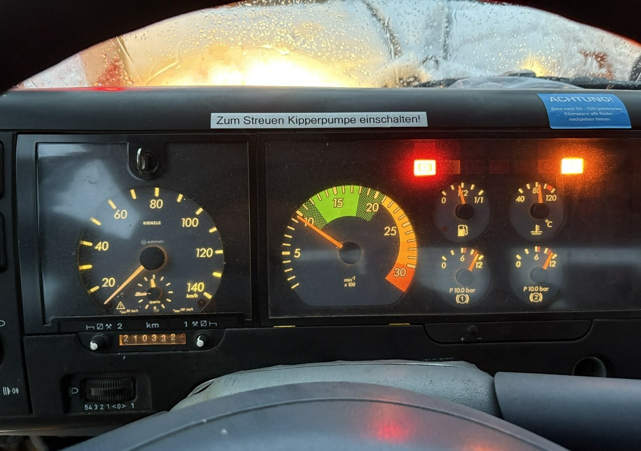 Mercedes-Benz Inny Mercedes-Benz Mercedes Vario 815 Wywrotka 4X4 2004 Pług posypywarka odśnieżarka - Schneeräumfahrzeug: das Bild 5 Mercedes-Benz Inny Mercedes-Benz Mercedes Vario 815 Wywrotka 4X4 2004 Pług posypywarka odśnieżarka - Schneeräumfahrzeug: das Bild 5