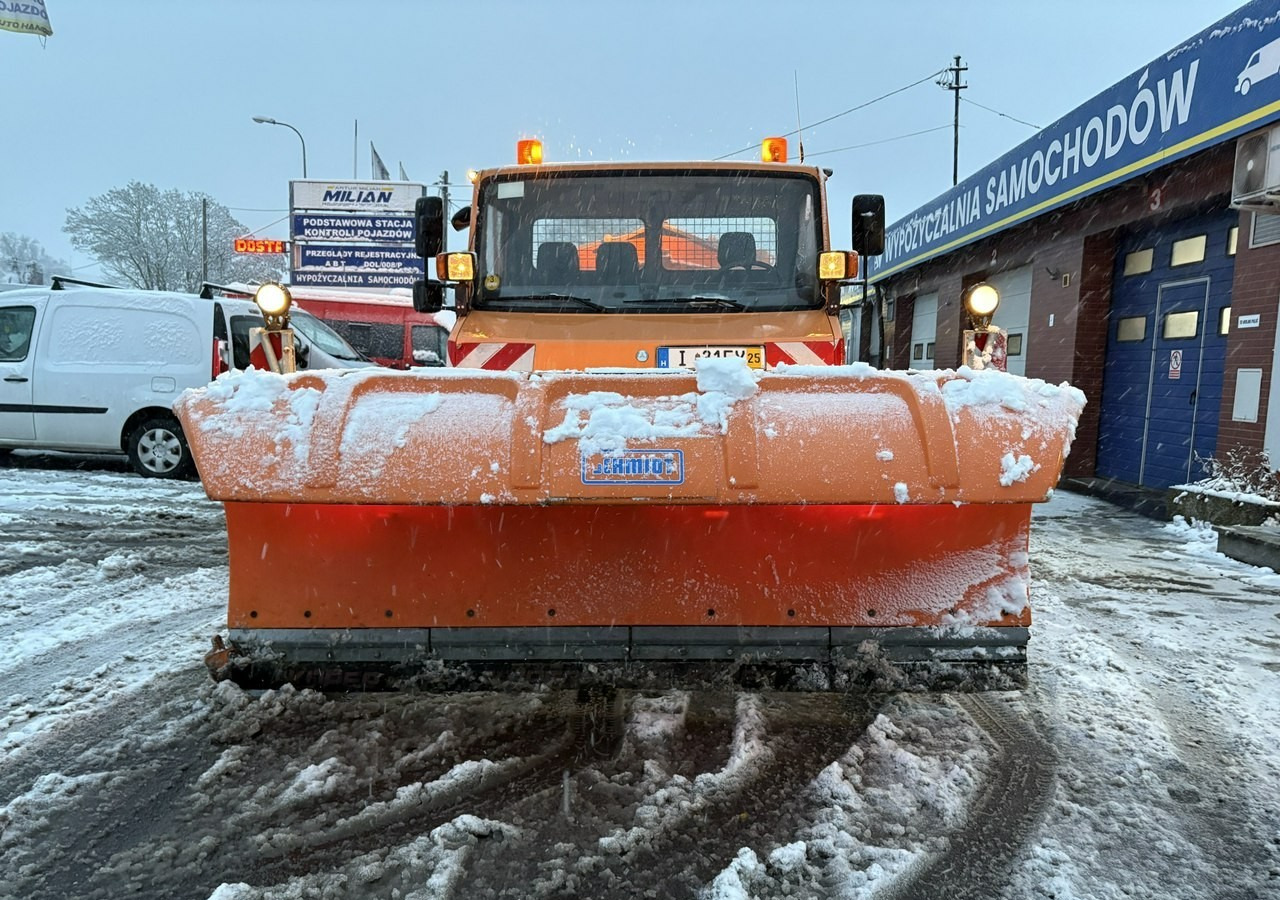 Mercedes-Benz Inny Mercedes-Benz Mercedes Vario 815 Wywrotka 4X4 2004 Pług posypywarka odśnieżarka - Schneeräumfahrzeug: das Bild 3 Mercedes-Benz Inny Mercedes-Benz Mercedes Vario 815 Wywrotka 4X4 2004 Pług posypywarka odśnieżarka - Schneeräumfahrzeug: das Bild 3
