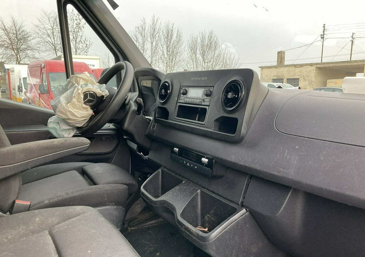 Mercedes-Benz Sprinter Mercedes Sprinter Elektryk Model 2023 - Kastenwagen, Elektro-Transporter: das Bild 5 Mercedes-Benz Sprinter Mercedes Sprinter Elektryk Model 2023 - Kastenwagen, Elektro-Transporter: das Bild 5