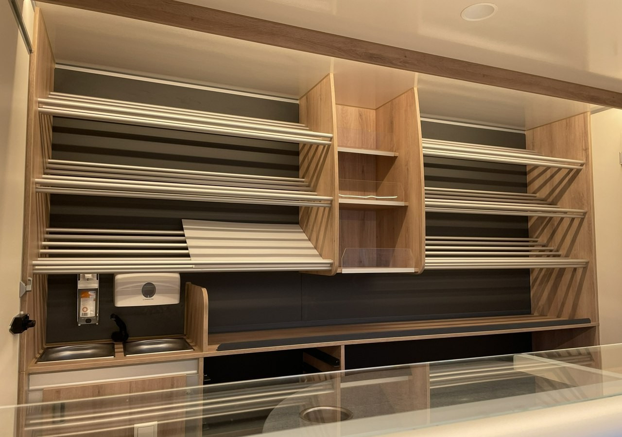 Renault Master Autosklep piec Sklep Gastronomiczny Food Truck Foodtruck bar Borco20 - Verkaufsfahrzeug: das Bild 5 Renault Master Autosklep piec Sklep Gastronomiczny Food Truck Foodtruck bar Borco20 - Verkaufsfahrzeug: das Bild 5