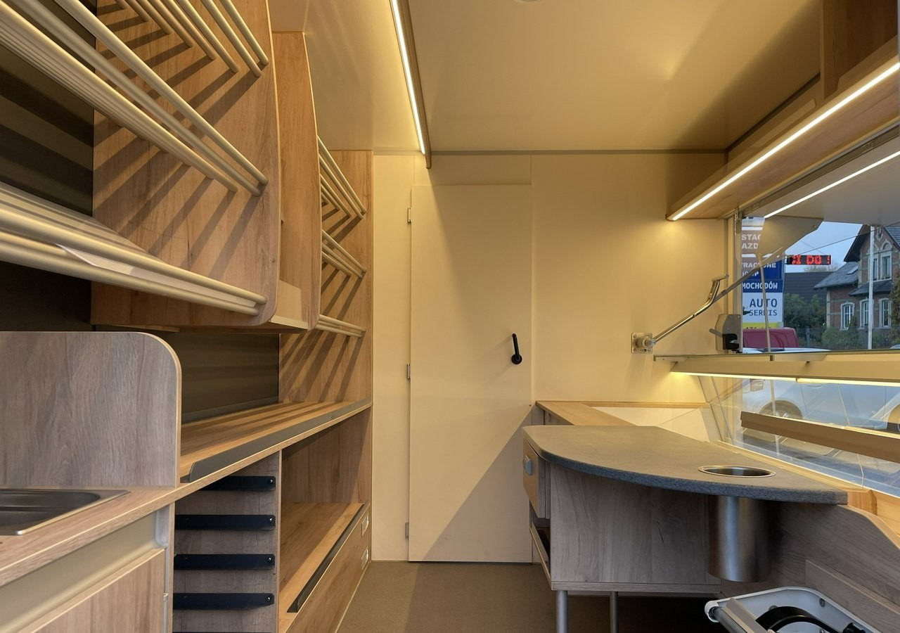 Renault Master Autosklep piec Sklep Gastronomiczny Food Truck Foodtruck bar Borco20 - Verkaufsfahrzeug: das Bild 3 Renault Master Autosklep piec Sklep Gastronomiczny Food Truck Foodtruck bar Borco20 - Verkaufsfahrzeug: das Bild 3