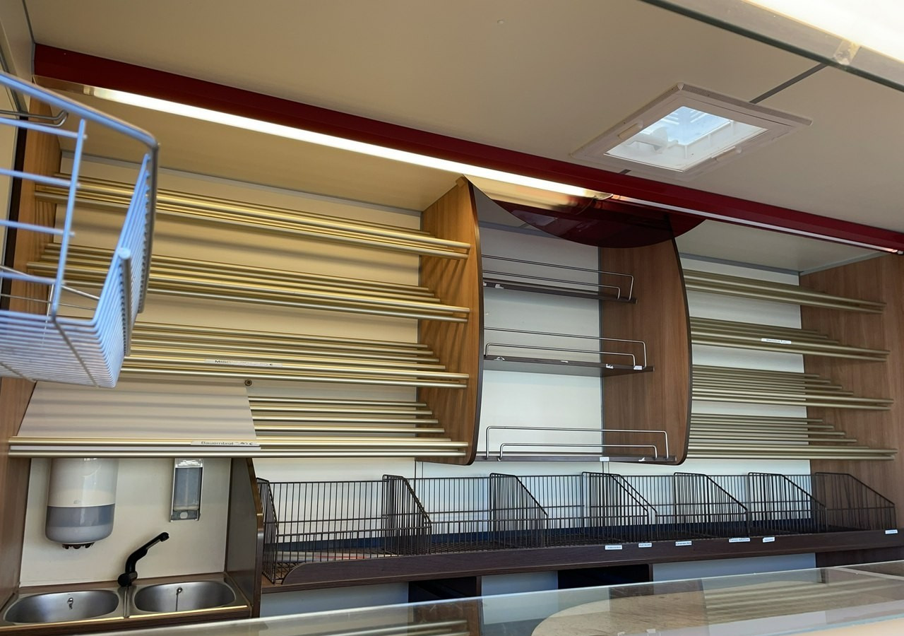 Renault Master Autosklep piecz Sklep Gastronomiczny Food Truck Foodtruck 117tkm Bor - Verkaufsfahrzeug: das Bild 2 Renault Master Autosklep piecz Sklep Gastronomiczny Food Truck Foodtruck 117tkm Bor - Verkaufsfahrzeug: das Bild 2