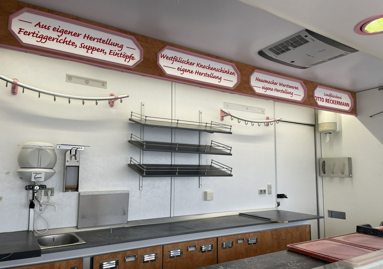 Renault Master Autosklep wędlin Gastronomiczny Food Truck Foodtruck Sklep BORCO 20 - Verkaufsfahrzeug: das Bild 5 Renault Master Autosklep wędlin Gastronomiczny Food Truck Foodtruck Sklep BORCO 20 - Verkaufsfahrzeug: das Bild 5