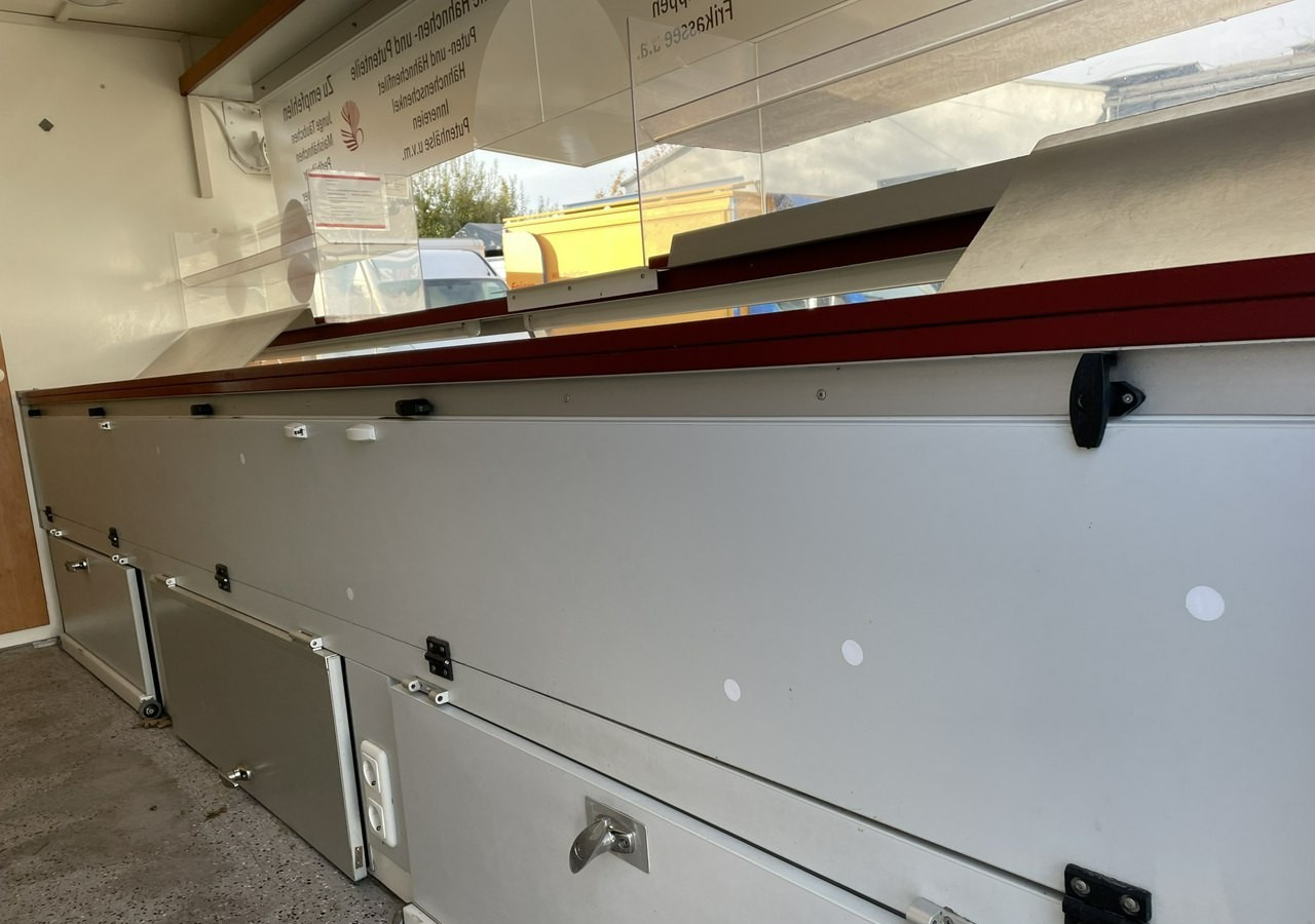 Renault Master Master Autosklep Gastronomiczny Food Truck Foodtruck Sklep bar 2009 - Verkaufsfahrzeug: das Bild 5 Renault Master Master Autosklep Gastronomiczny Food Truck Foodtruck Sklep bar 2009 - Verkaufsfahrzeug: das Bild 5