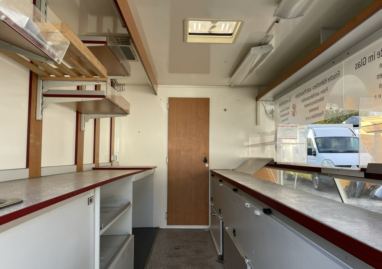 Renault Master Master Autosklep Gastronomiczny Food Truck Foodtruck Sklep bar 2009 - Verkaufsfahrzeug: das Bild 2 Renault Master Master Autosklep Gastronomiczny Food Truck Foodtruck Sklep bar 2009 - Verkaufsfahrzeug: das Bild 2