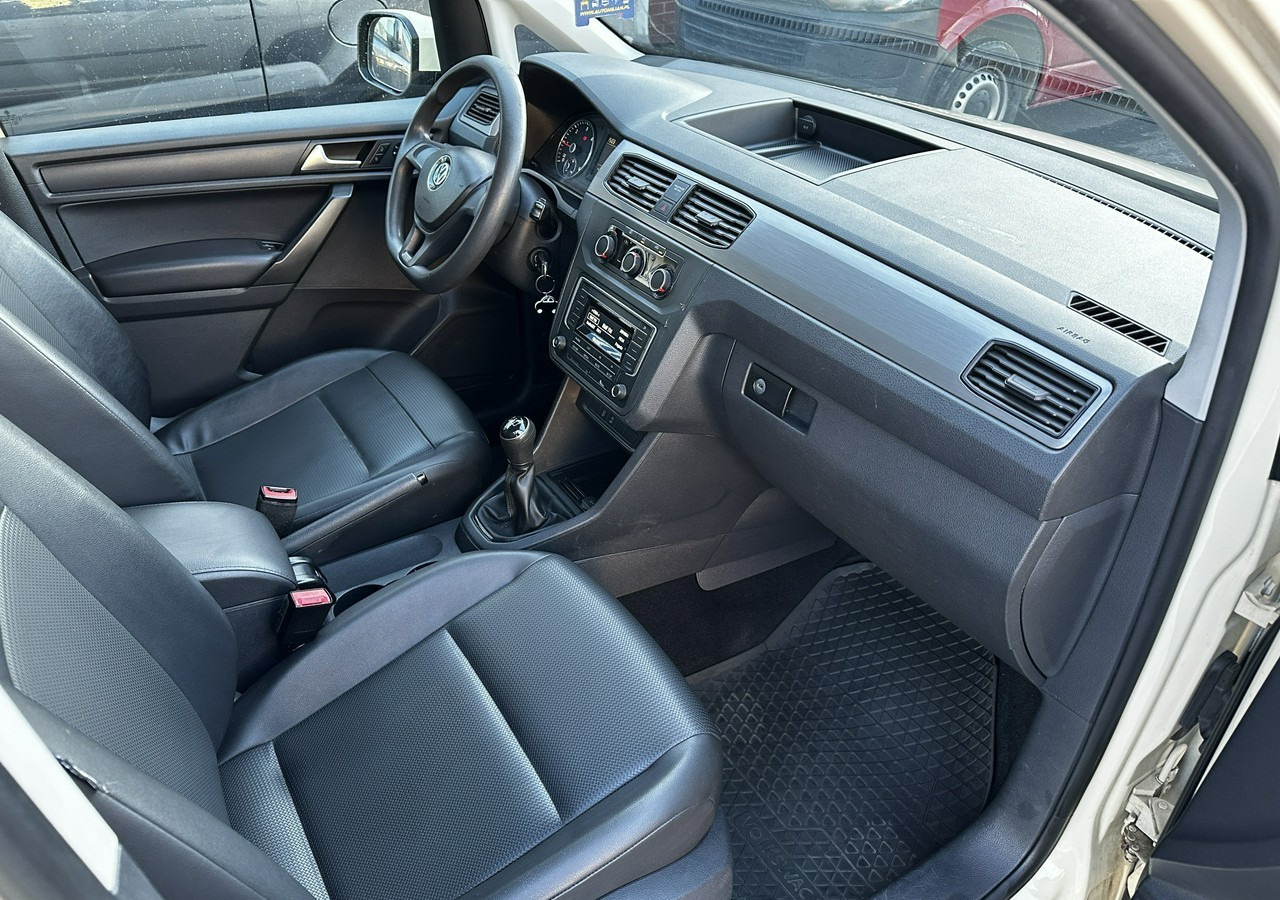 Volkswagen Caddy III Caddy 2.0 TDI Maxi 7-osobowy Model 2019 - PKW: das Bild 4 Volkswagen Caddy III Caddy 2.0 TDI Maxi 7-osobowy Model 2019 - PKW: das Bild 4