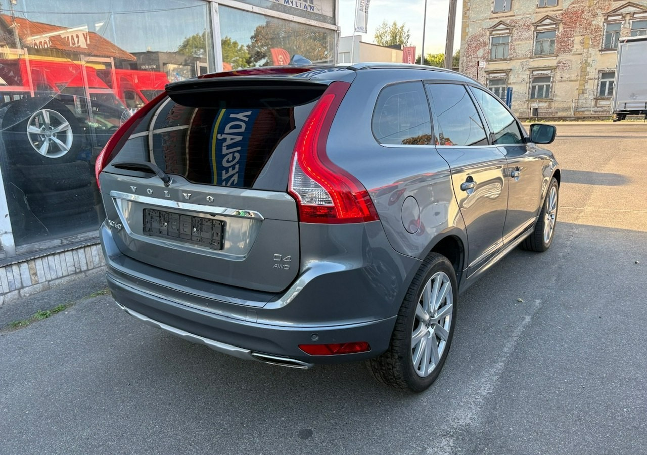 Volvo XC60 I Volvo XC 60 2,4 D4 AWD 190KM Summum Navi Panorama Skóry Kamera 2017 - SUV/ Geländewagen: das Bild 3 Volvo XC60 I Volvo XC 60 2,4 D4 AWD 190KM Summum Navi Panorama Skóry Kamera 2017 - SUV/ Geländewagen: das Bild 3