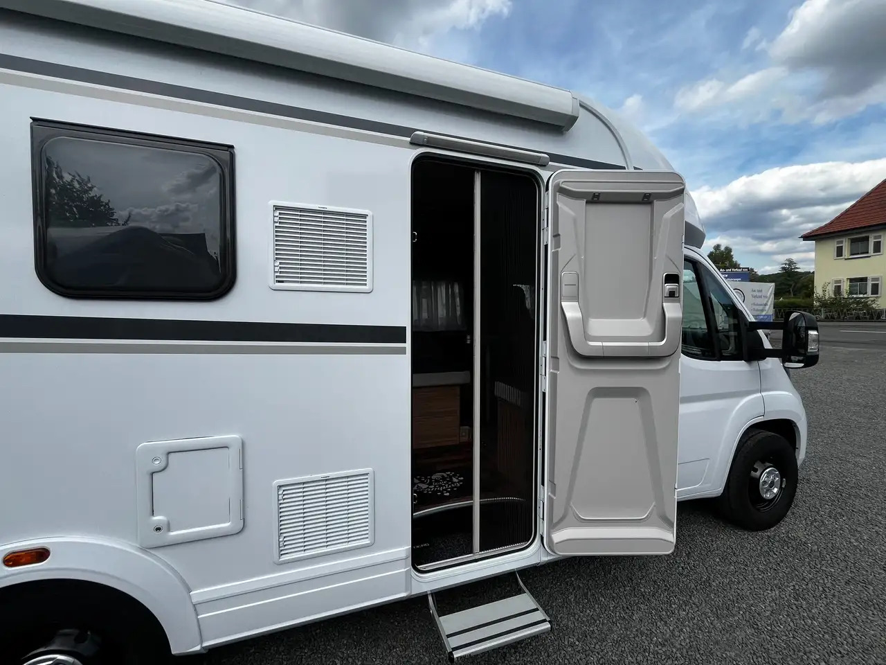 Weinsberg CaraSuite 700 ME - Teilintegriertes Wohnmobil: das Bild 5 Weinsberg CaraSuite 700 ME - Teilintegriertes Wohnmobil: das Bild 5