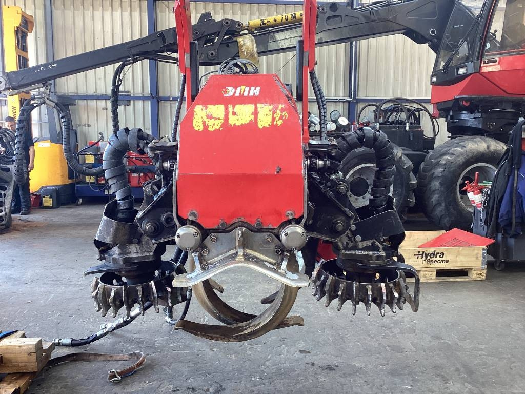 Komatsu C124 - Fällgreifer: das Bild 1 Komatsu C124 - Fällgreifer: das Bild 1