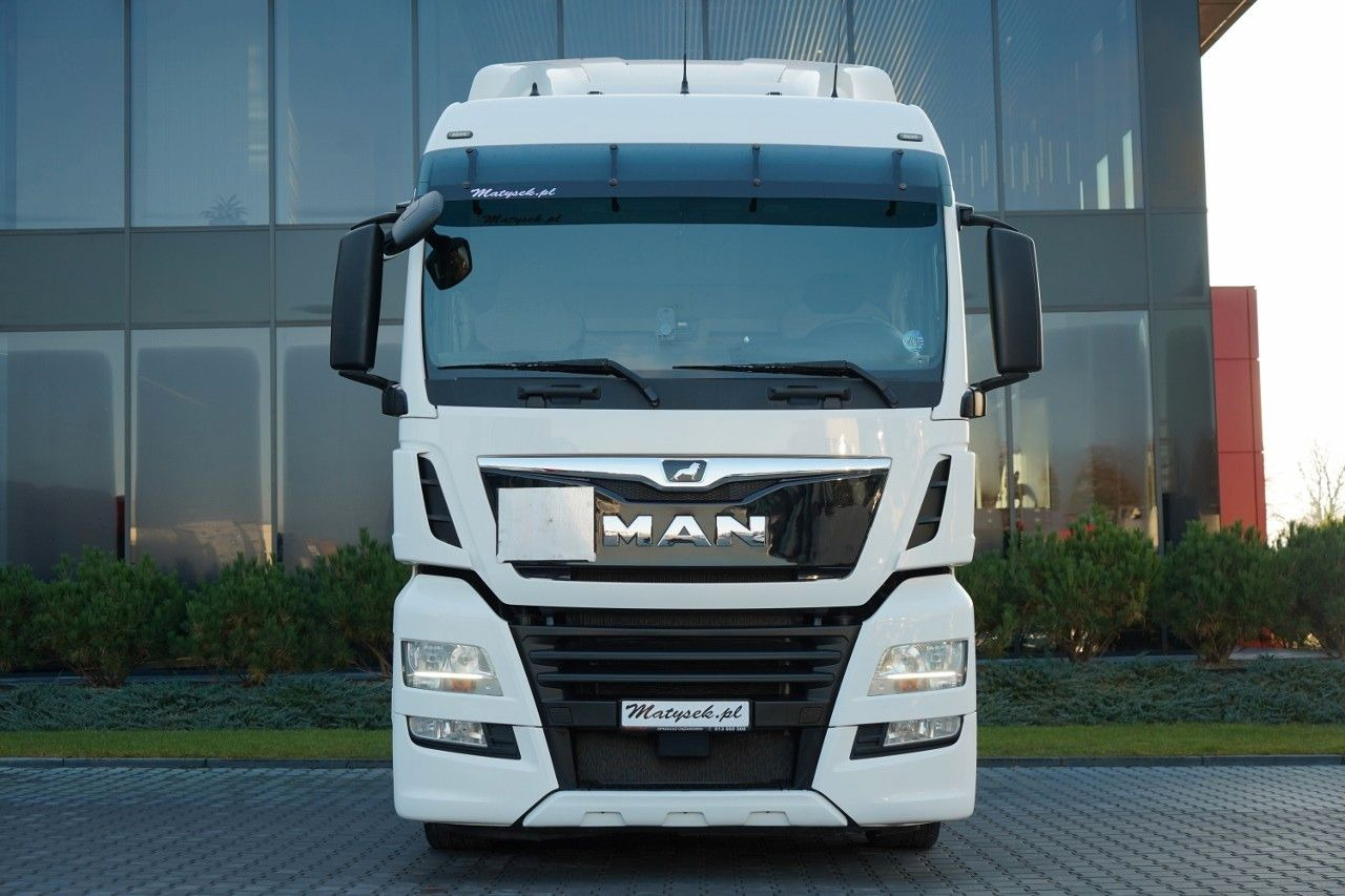 MAN TGX 18. 460 / MEGA / LOWDECK / REGULOWANE SIODŁO - Sattelzugmaschine: das Bild 3 MAN TGX 18. 460 / MEGA / LOWDECK / REGULOWANE SIODŁO - Sattelzugmaschine: das Bild 3