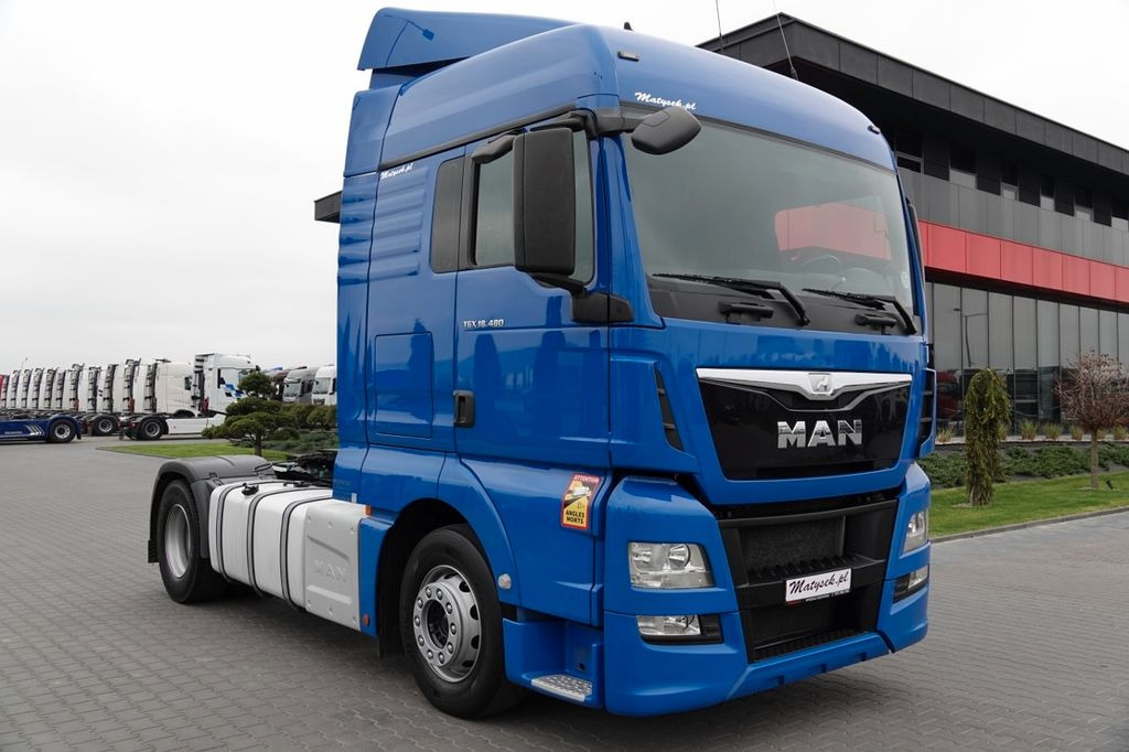 MAN TGX 18. 480 / MANUAL / XLX / 2015 ROK / 1400 L MAN TGX 18. 480 / MANUAL / XLX / 2015 ROK / 1400 L - Sattelzugmaschine: das Bild 3 MAN TGX 18. 480 / MANUAL / XLX / 2015 ROK / 1400 L MAN TGX 18. 480 / MANUAL / XLX / 2015 ROK / 1400 L - Sattelzugmaschine: das Bild 3