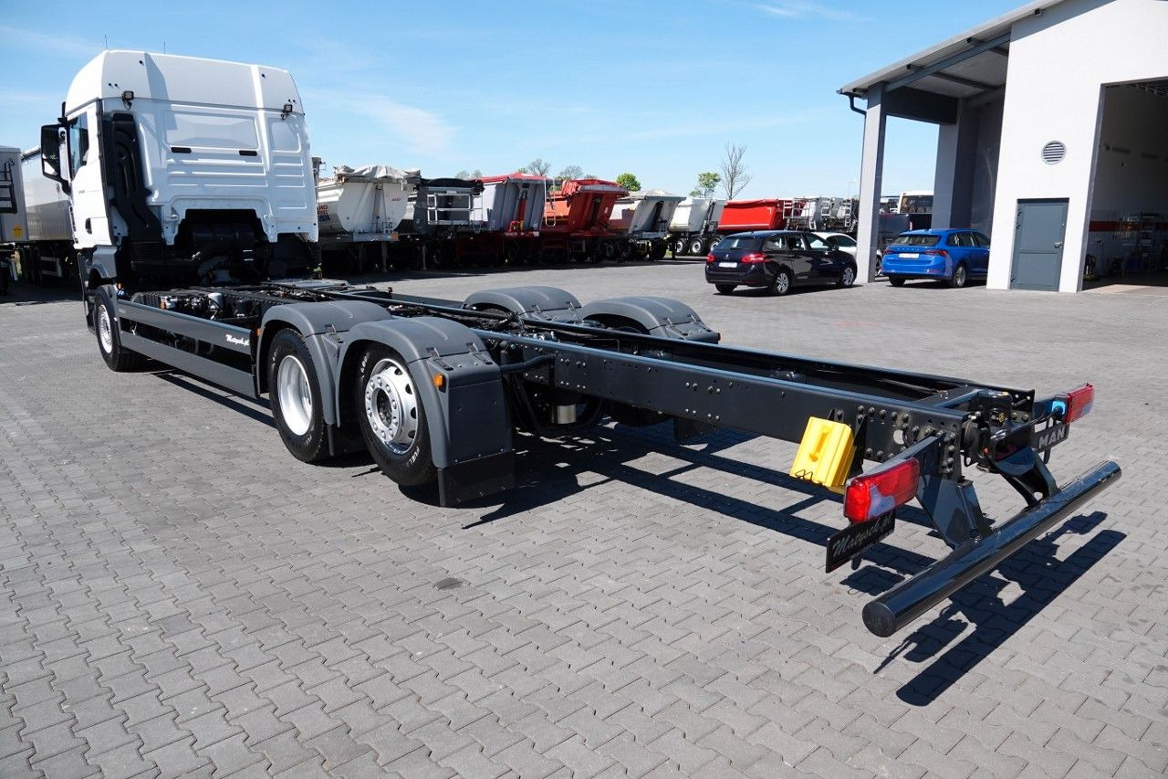 MAN TGX 26.520 / 6x2 / RAMA DŁ. 9,1M / OŚ PODNOSZONA - Sattelzugmaschine: das Bild 2 MAN TGX 26.520 / 6x2 / RAMA DŁ. 9,1M / OŚ PODNOSZONA - Sattelzugmaschine: das Bild 2