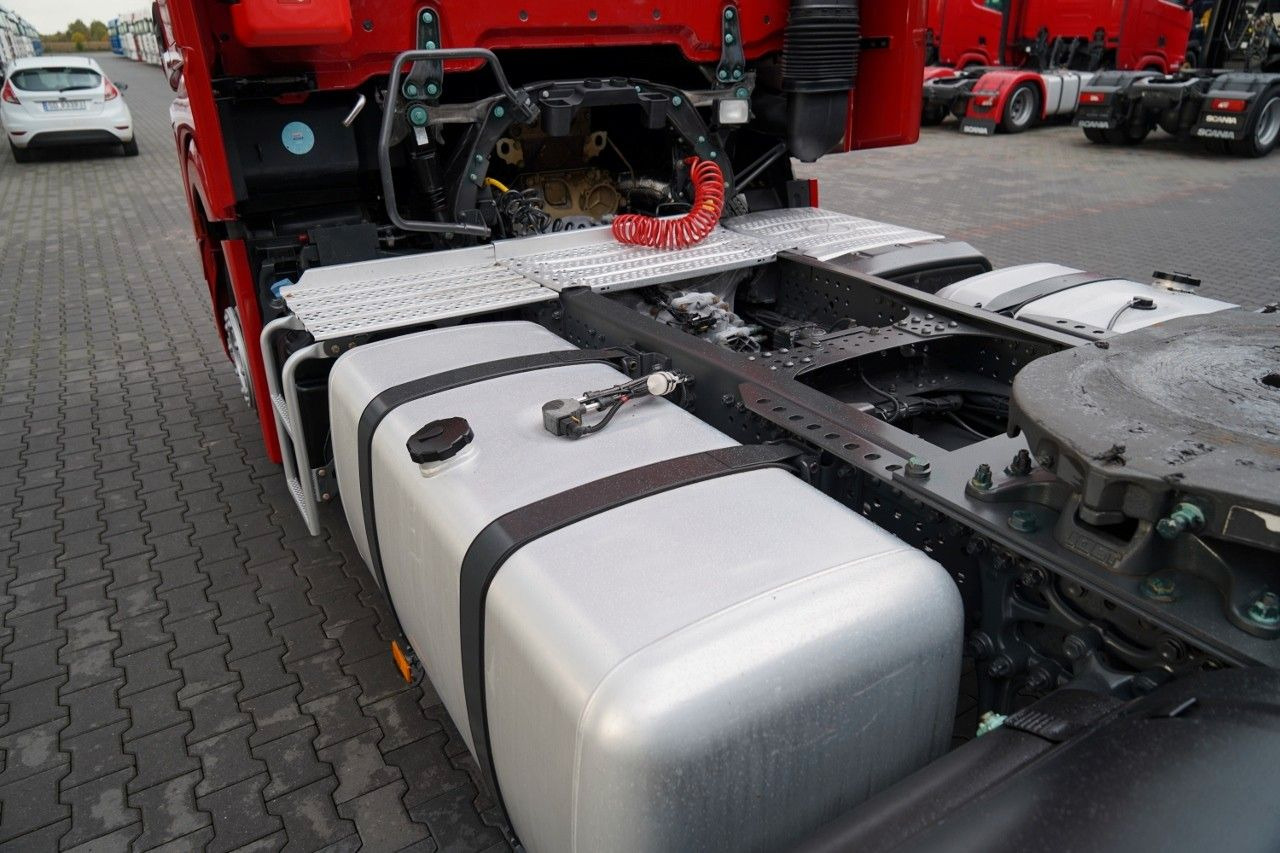 Sattelzugmaschine Mercedes-Benz ACTROS 1845 / BIG SPACE / 2020: das Bild 13 Sattelzugmaschine Mercedes-Benz ACTROS 1845 / BIG SPACE / 2020: das Bild 13