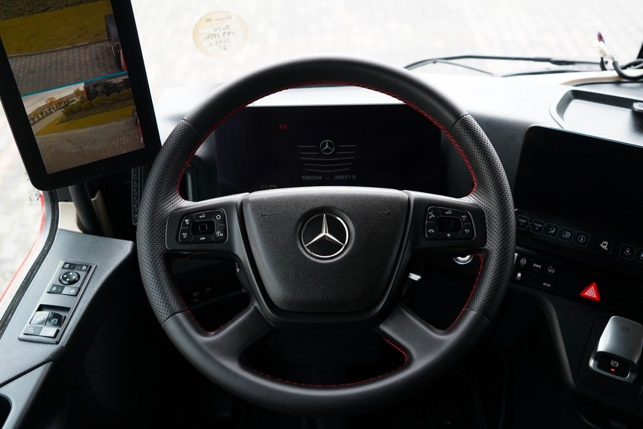 Sattelzugmaschine Mercedes-Benz ACTROS 1845 / BIG SPACE / 2020: das Bild 28 Sattelzugmaschine Mercedes-Benz ACTROS 1845 / BIG SPACE / 2020: das Bild 28