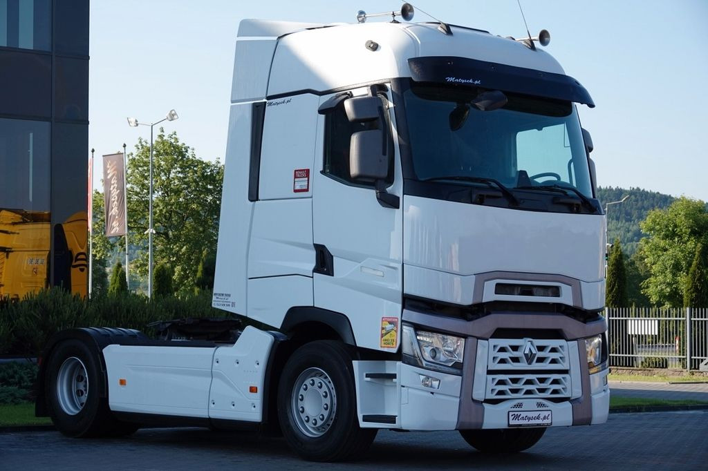 Renault T 520 / 13L / MAXISPACE / RETARDER / SALONKA Renault T 520 / 13L / MAXISPACE / RETARDER / SALONKA - Sattelzugmaschine: das Bild 1 Renault T 520 / 13L / MAXISPACE / RETARDER / SALONKA Renault T 520 / 13L / MAXISPACE / RETARDER / SALONKA - Sattelzugmaschine: das Bild 1