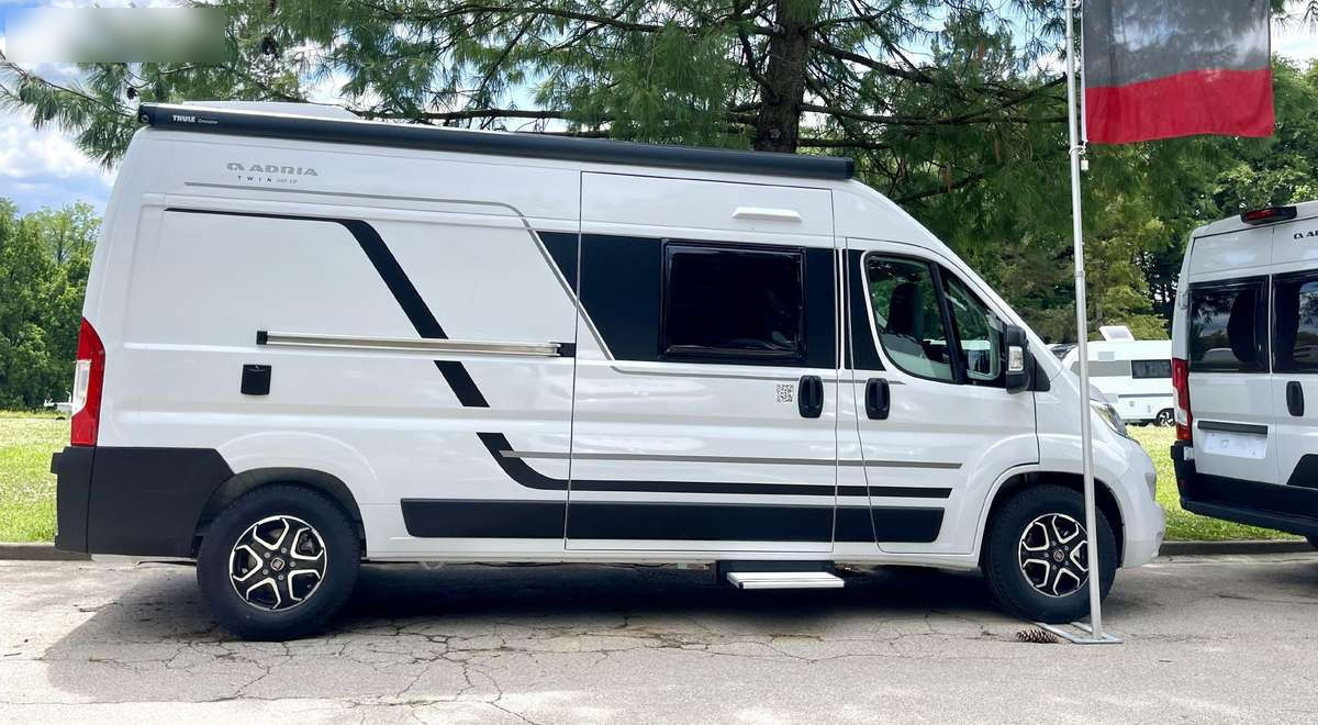 Adria Twin 600 SP Family - Camper Van: das Bild 1 Adria Twin 600 SP Family - Camper Van: das Bild 1