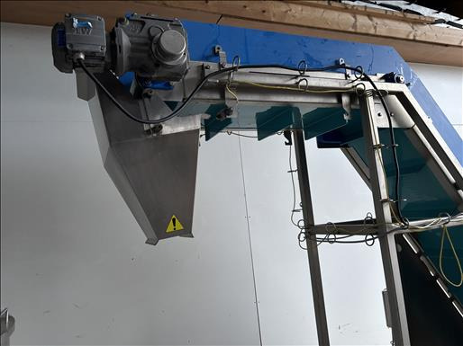 Reading Bakery Systems Flighted elevator conveyor - Fördertechnik: das Bild 4 Reading Bakery Systems Flighted elevator conveyor - Fördertechnik: das Bild 4