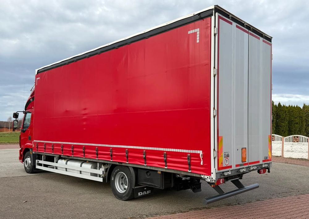 DAF LF 260 / WINDA / 16TON DMC / 3M WYSOKOŚĆ / JUMBO / FIRANKA / SYPIALKA / AUTOMAT / JEDEN WŁAŚCICIE / EURO 6 / 2017/ SPROWADZONY / 19 PALET / DUŻA ŁADOWNOŚĆ / - Plane LKW: das Bild 4 DAF LF 260 / WINDA / 16TON DMC / 3M WYSOKOŚĆ / JUMBO / FIRANKA / SYPIALKA / AUTOMAT / JEDEN WŁAŚCICIE / EURO 6 / 2017/ SPROWADZONY / 19 PALET / DUŻA ŁADOWNOŚĆ / - Plane LKW: das Bild 4