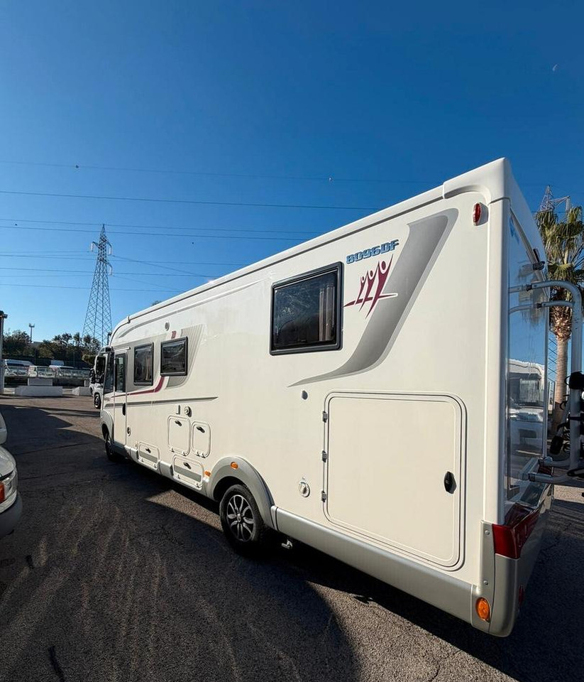 Rapido 8096DF - Wohnmobil: das Bild 3 Rapido 8096DF - Wohnmobil: das Bild 3