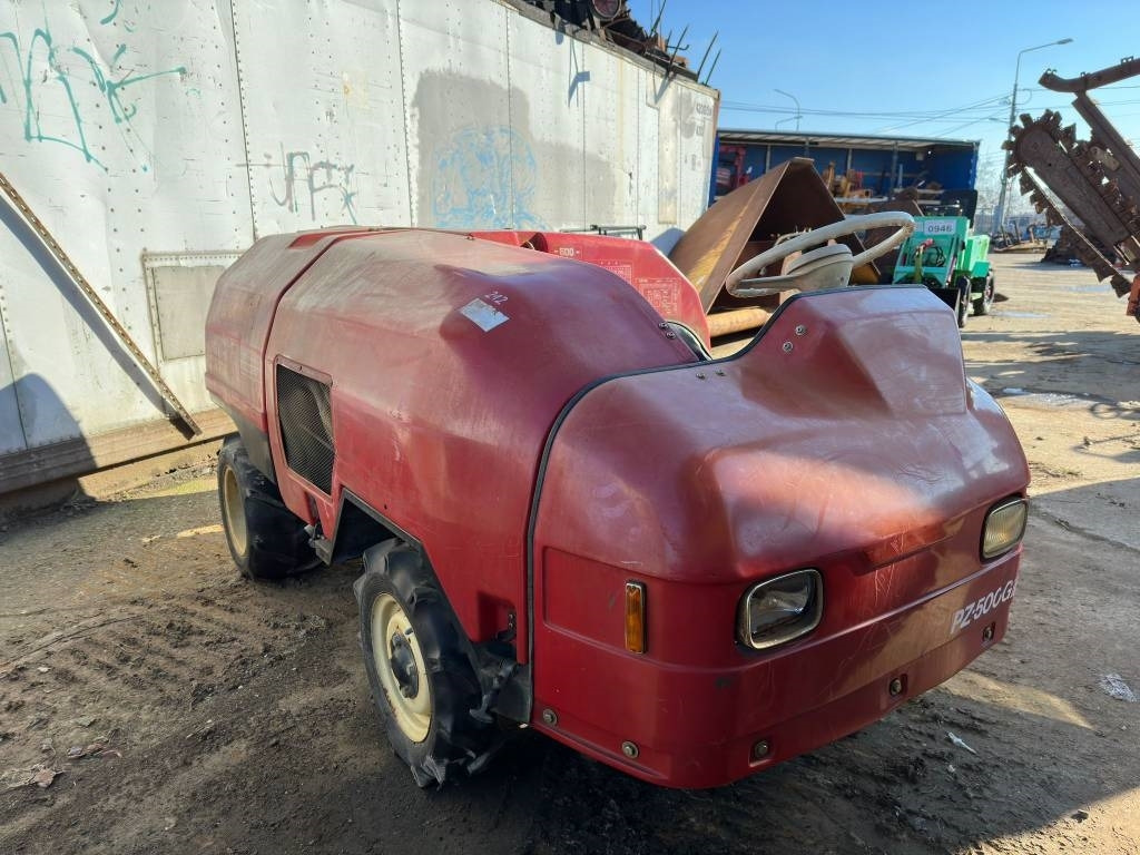 Arimiz PZ 500G - Gülleinjektor: das Bild 2 Arimiz PZ 500G - Gülleinjektor: das Bild 2