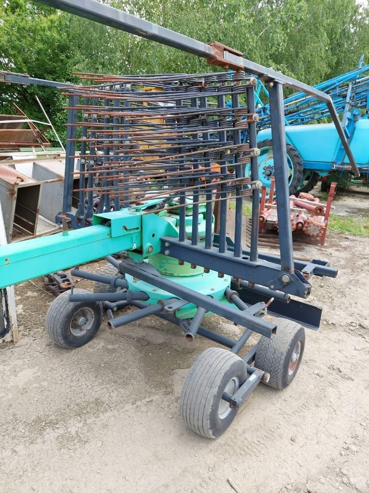 Deutz-fahr KS3.80 - Heuwender/ Wenderechen: das Bild 3 Deutz-fahr KS3.80 - Heuwender/ Wenderechen: das Bild 3