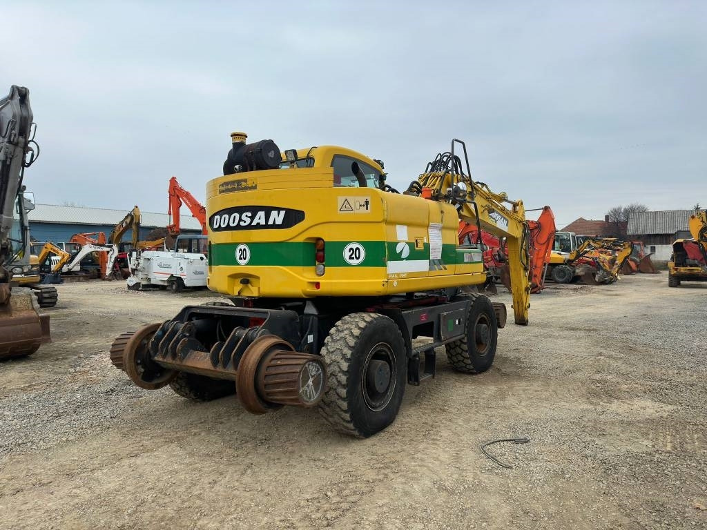 Doosan DX 160 WR - Mobilbagger: das Bild 5 Doosan DX 160 WR - Mobilbagger: das Bild 5