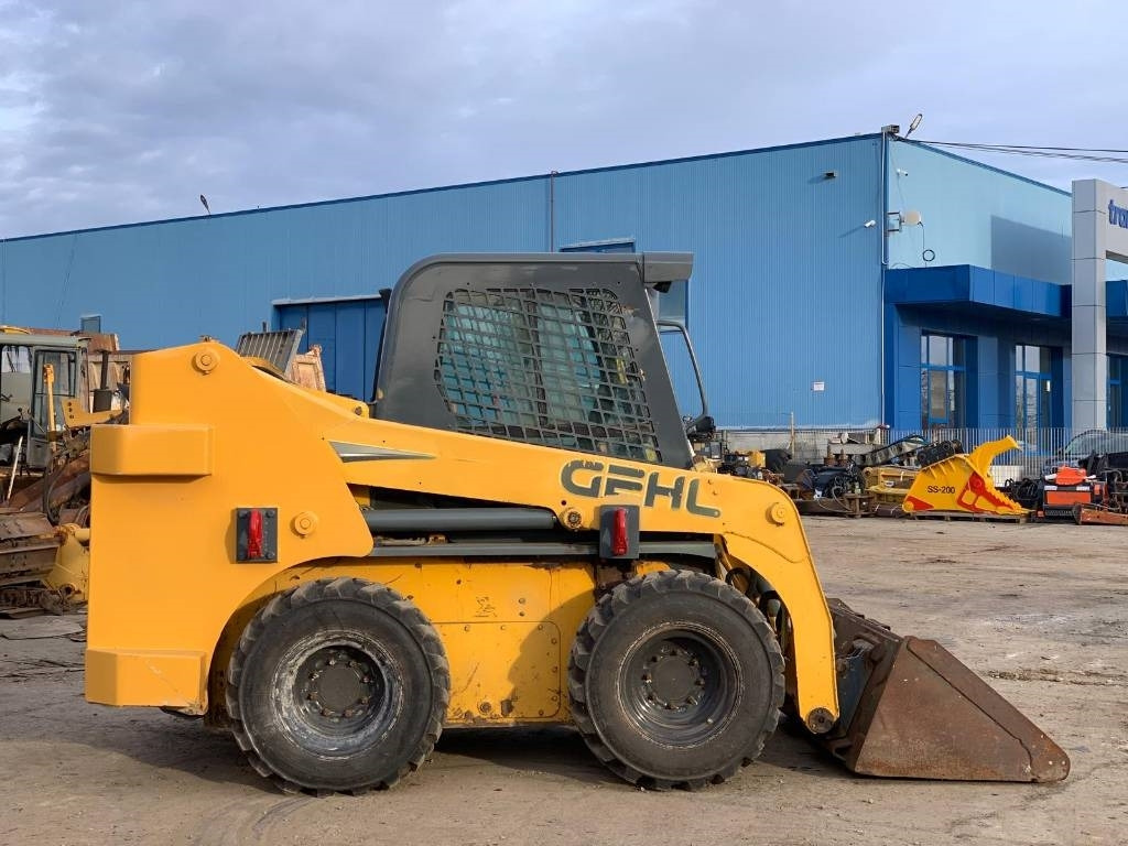 Gehl R 260 - Kompaktlader: das Bild 5 Gehl R 260 - Kompaktlader: das Bild 5