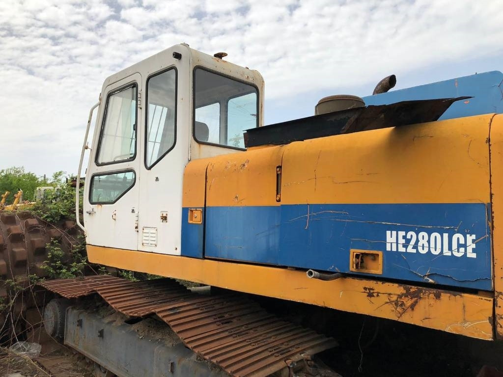 Halla Hitachi HE 280 ICE - Kettenbagger: das Bild 2 Halla Hitachi HE 280 ICE - Kettenbagger: das Bild 2