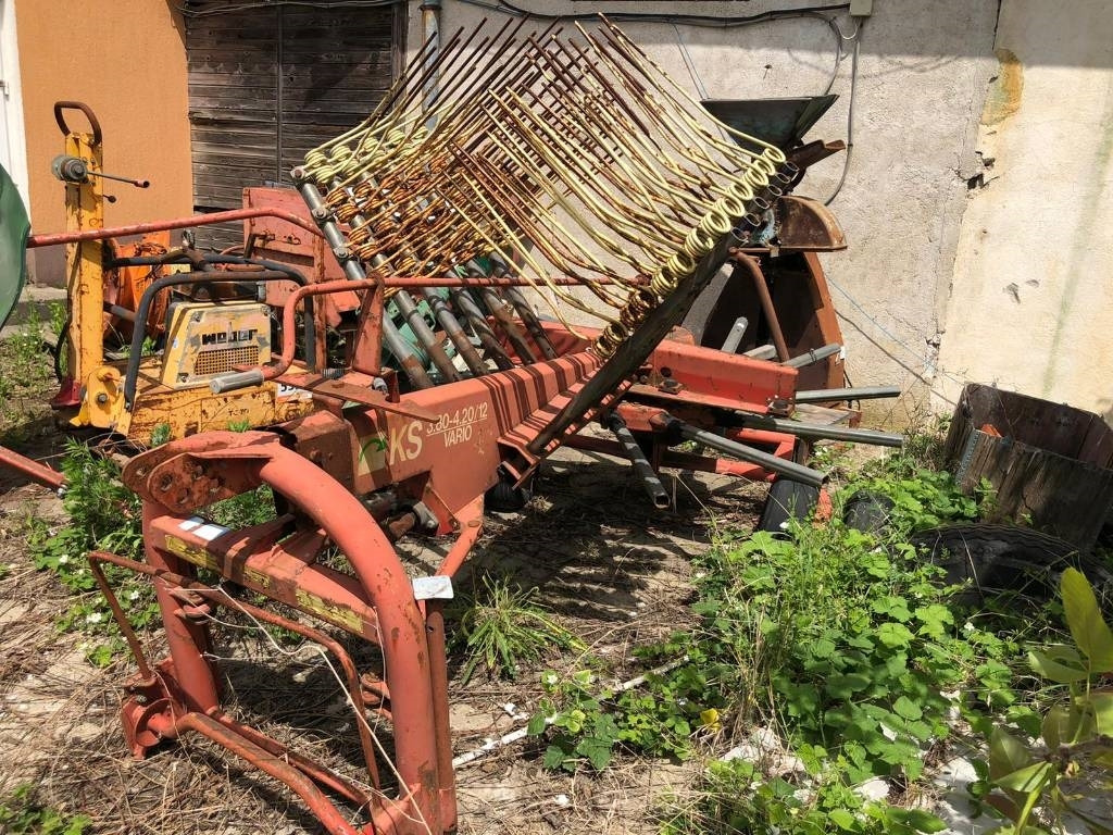 Krone Vario KS - Heuwender/ Wenderechen: das Bild 4 Krone Vario KS - Heuwender/ Wenderechen: das Bild 4