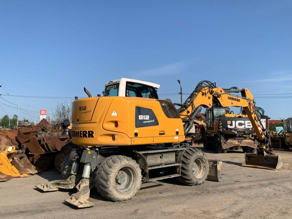 Liebherr A912 Compact+Engcon Rototilt - Mobilbagger: das Bild 4 Liebherr A912 Compact+Engcon Rototilt - Mobilbagger: das Bild 4