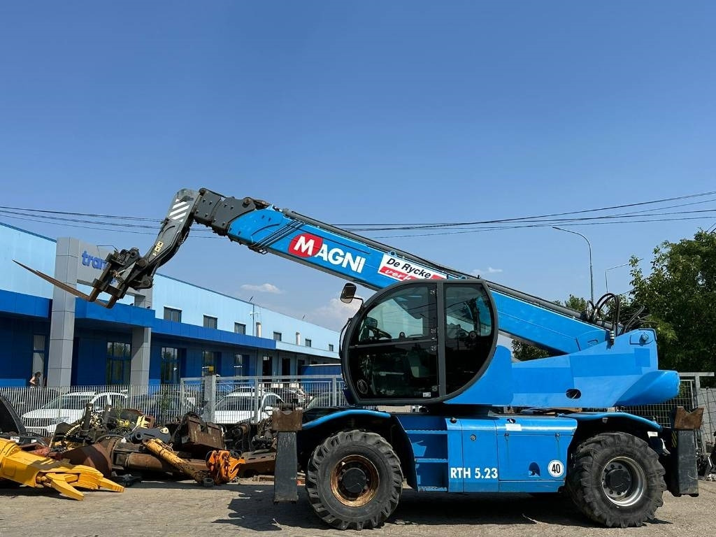 Magni RTH 5,23 - Teleskoplader: das Bild 2 Magni RTH 5,23 - Teleskoplader: das Bild 2