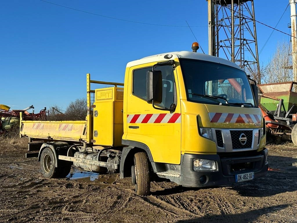 Kipper Nissan NT500: das Bild 6 Kipper Nissan NT500: das Bild 6