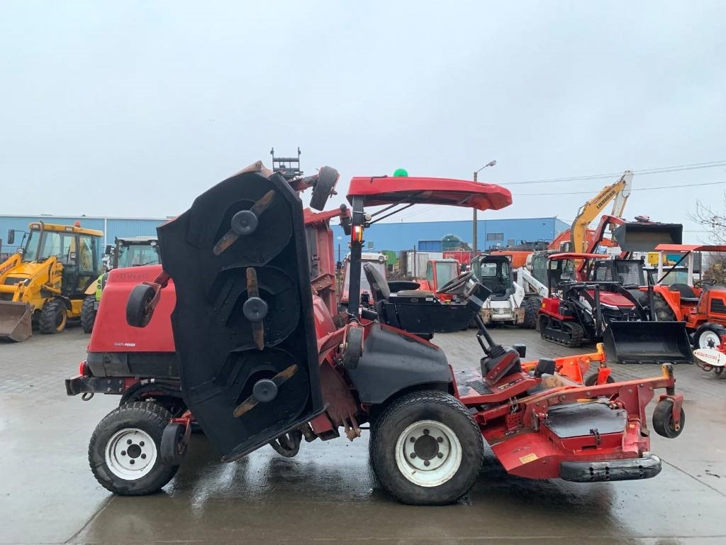 Toro Groundmaster 5900 - Rasenmäher: das Bild 3 Toro Groundmaster 5900 - Rasenmäher: das Bild 3