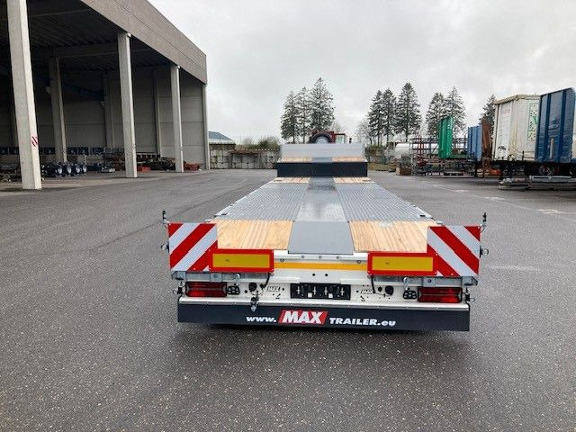 Faymonville MAXTRAILER 4 AXLE - Tieflader Auflieger: das Bild 4 Faymonville MAXTRAILER 4 AXLE - Tieflader Auflieger: das Bild 4